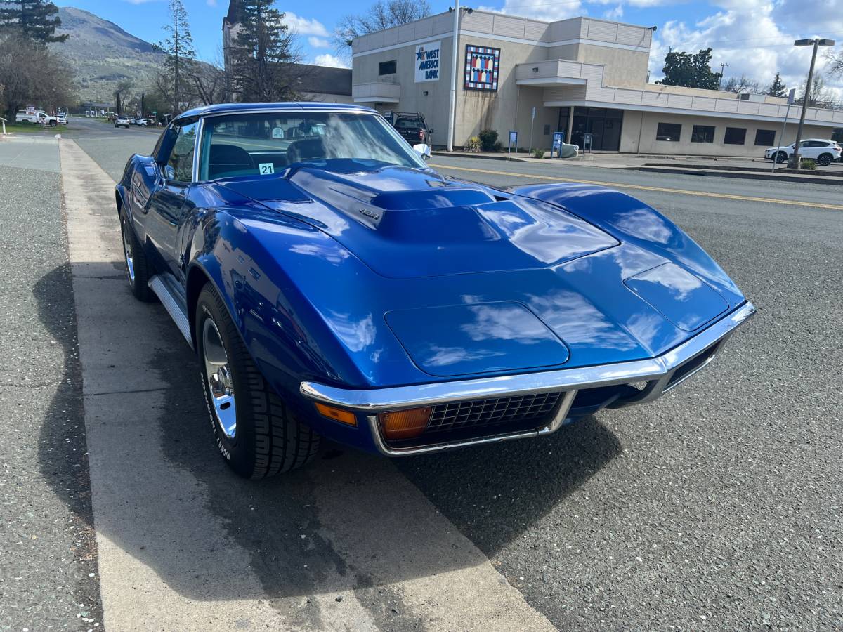 Chevrolet-Corvette-t-top-1972-blue-2