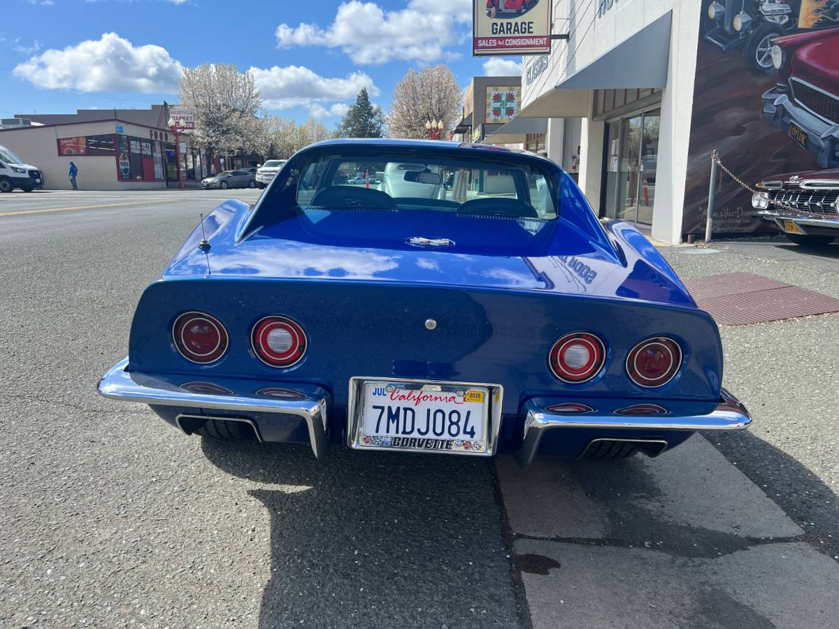 Chevrolet-Corvette-t-top-1972-blue-3