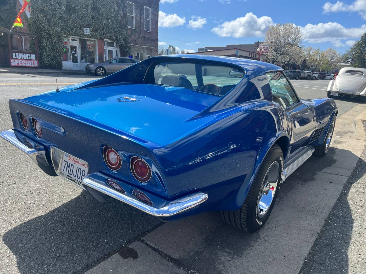 Chevrolet-Corvette-t-top-1972-blue-5