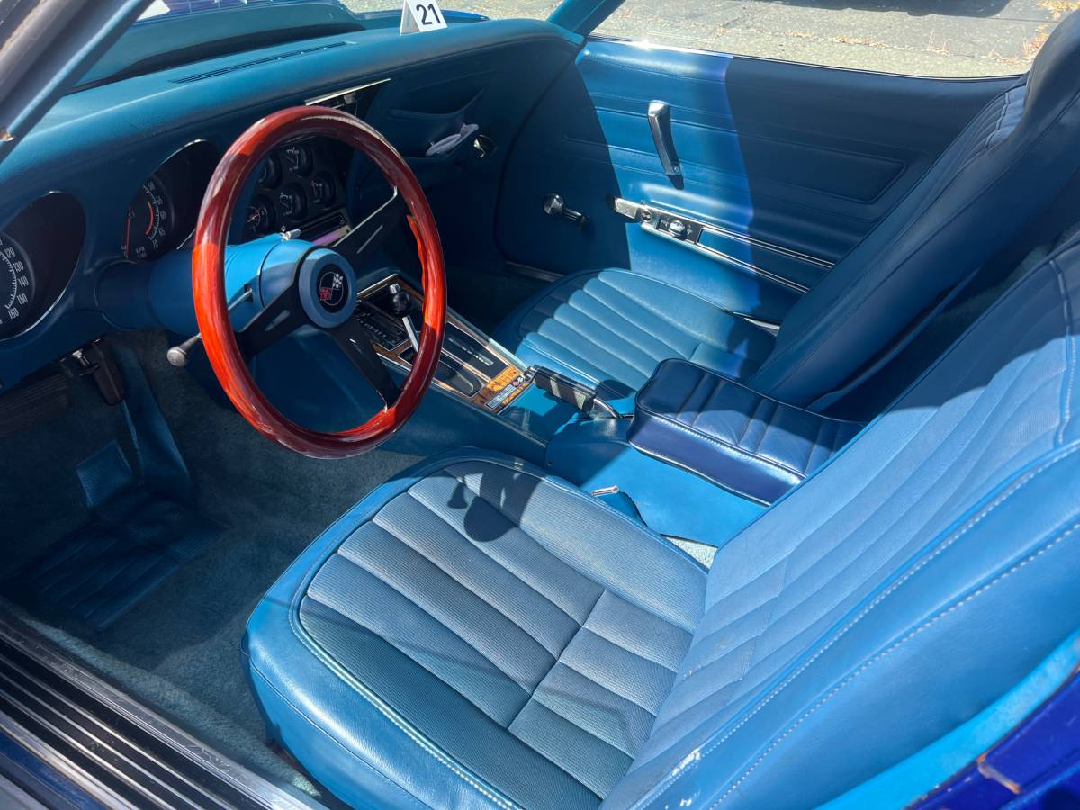 Chevrolet-Corvette-t-top-1972-blue-8