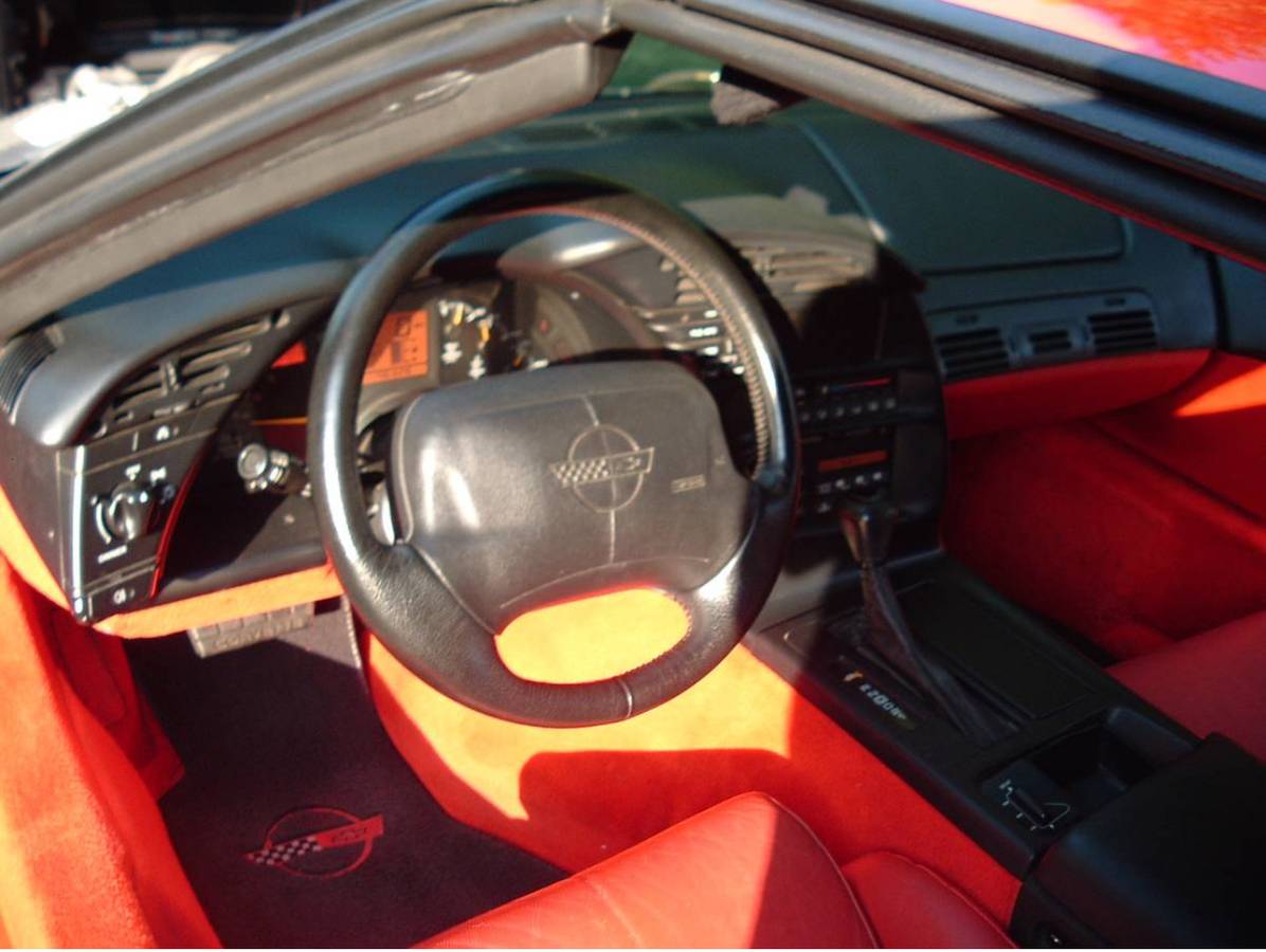 Chevrolet-Corvette-t-top-coupe-1995-red-7