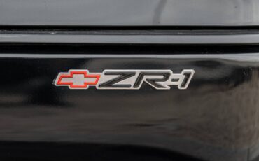 Chevrolet-Corvette-zr1-1990-black-10