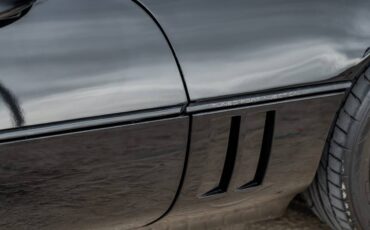 Chevrolet-Corvette-zr1-1990-black-11