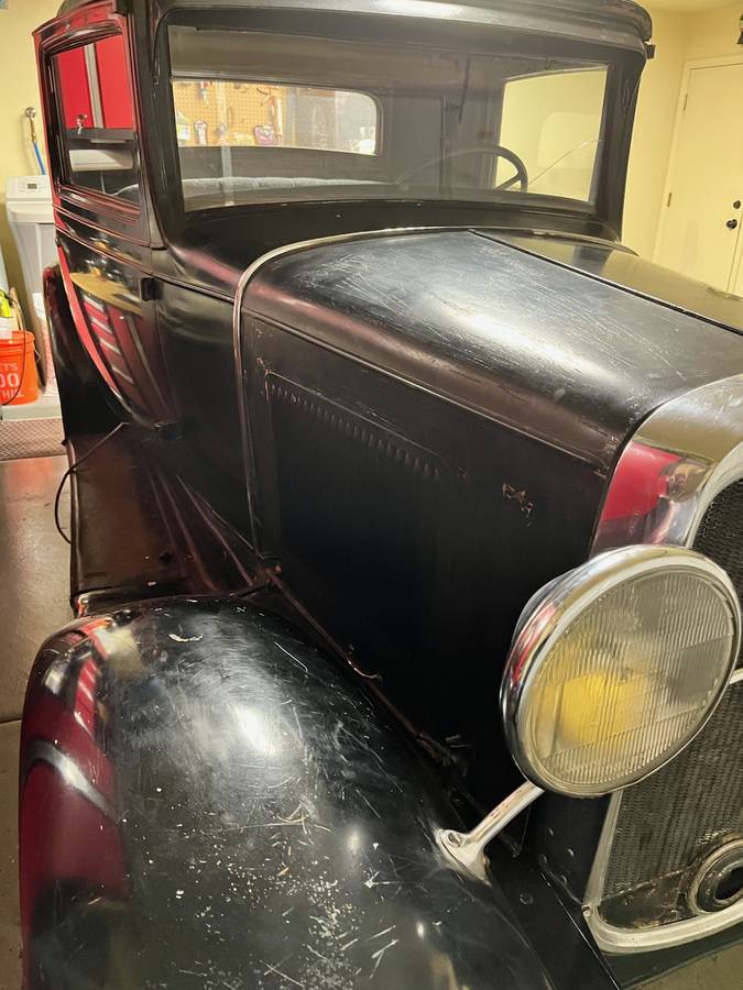Chevrolet-Coupe-1931-black-4