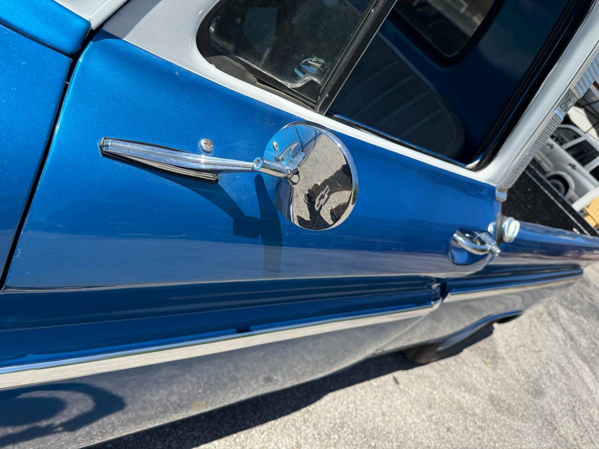 Chevrolet-Custom-1966-blue-22