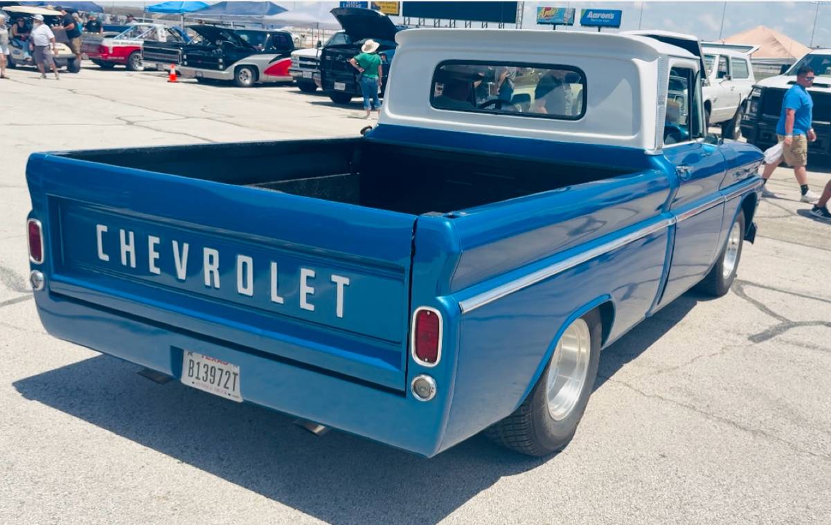 Chevrolet-Custom-1966-blue-4