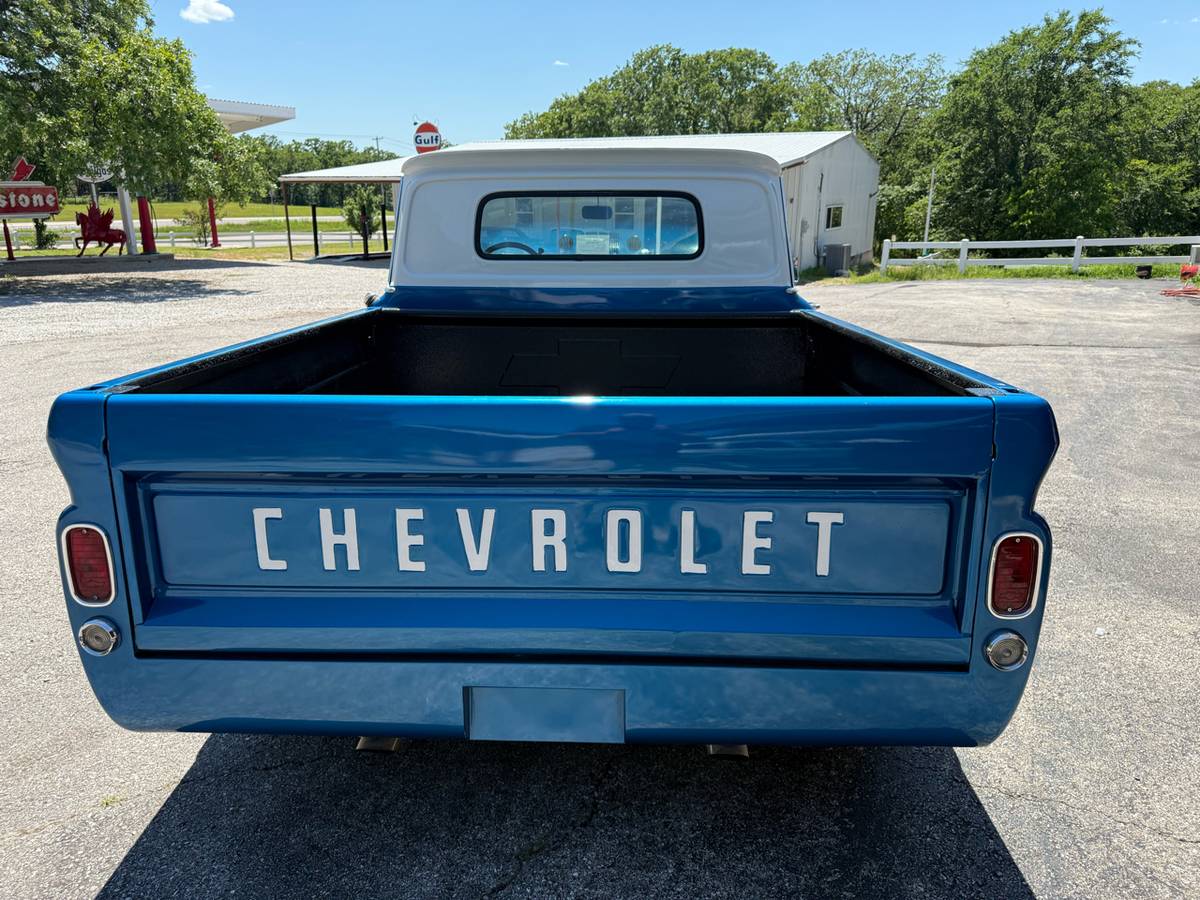 Chevrolet-Custom-1966-blue-7