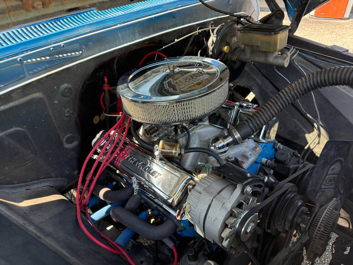 Chevrolet-Custom-1966-blue-9