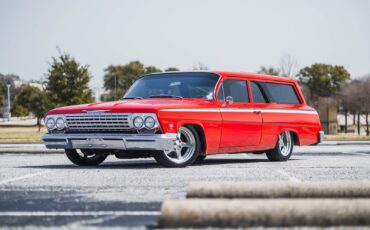 Chevrolet-Custom-2Dr-Wagon-1962-2D-Wagon-1