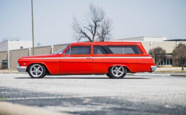 Chevrolet-Custom-2Dr-Wagon-1962-2D-Wagon-28