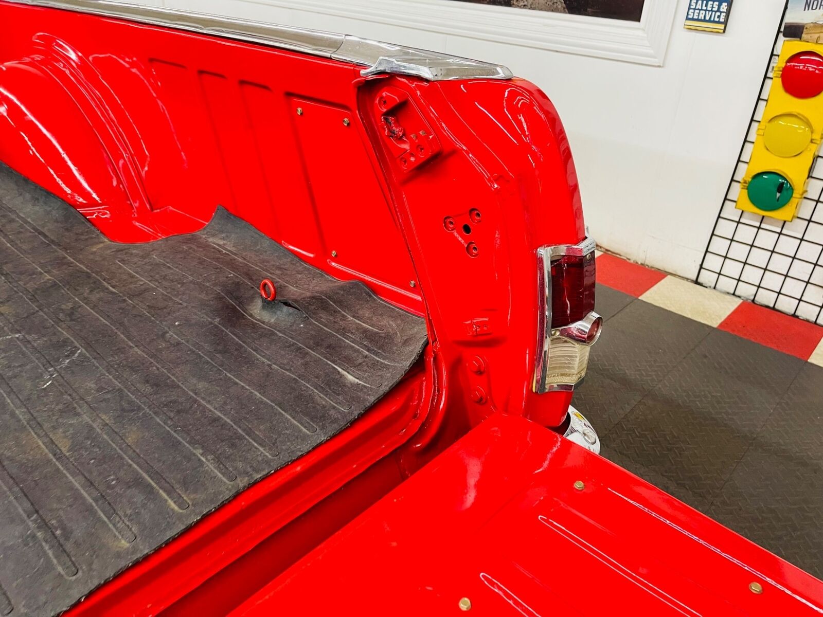 Chevrolet-El-Camino-1964-Pick-up-29