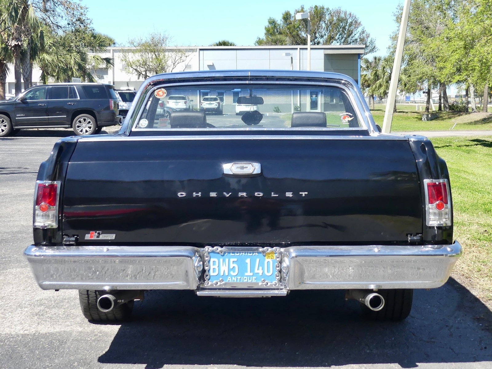 Chevrolet-El-Camino-1964-Pickup-Truck-13