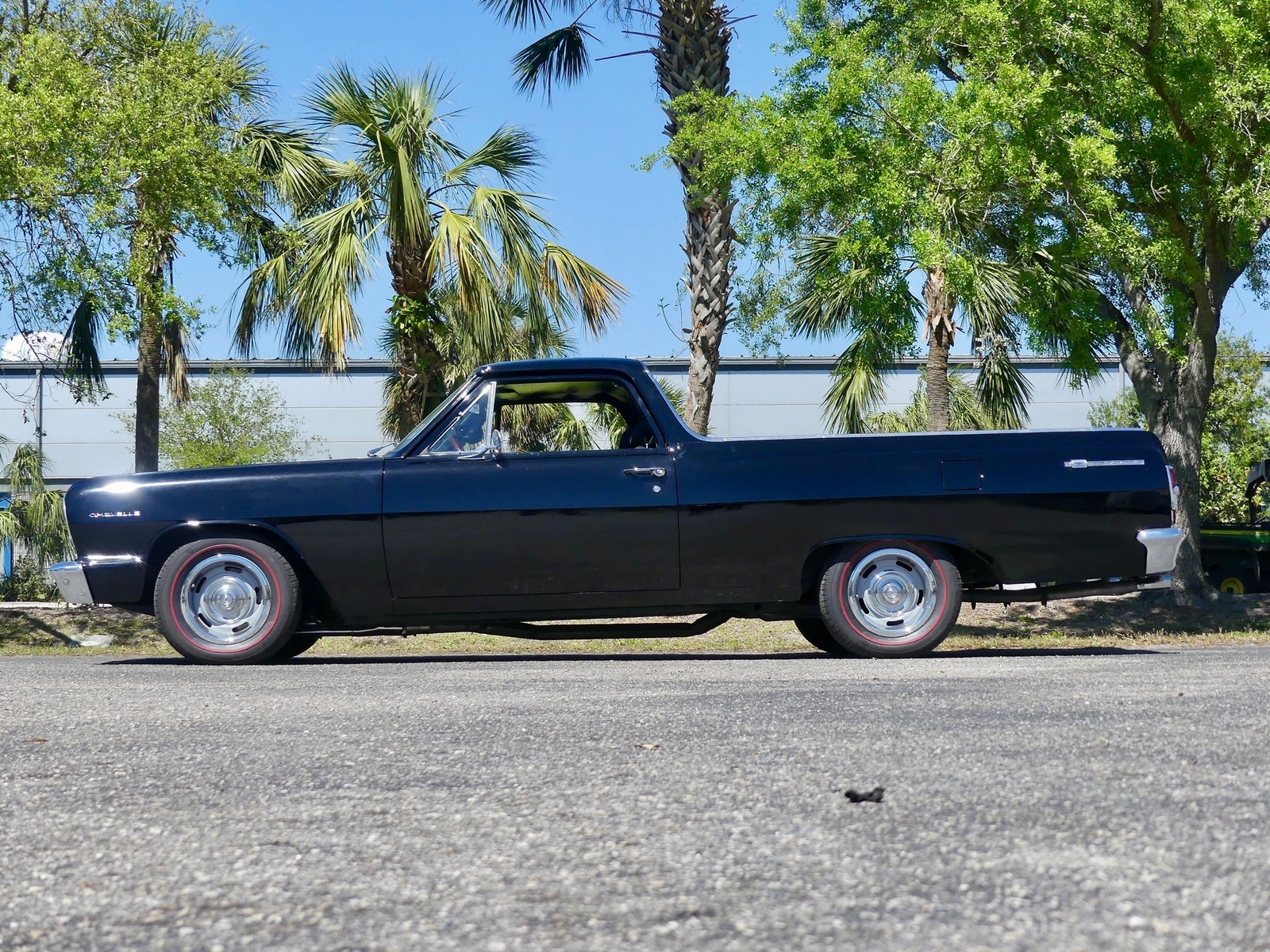 Chevrolet-El-Camino-1964-Pickup-Truck-9