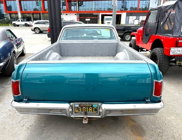 Chevrolet-El-Camino-1965-Coupe-4
