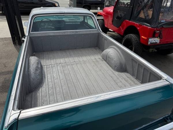 Chevrolet-El-Camino-1965-Coupe-6