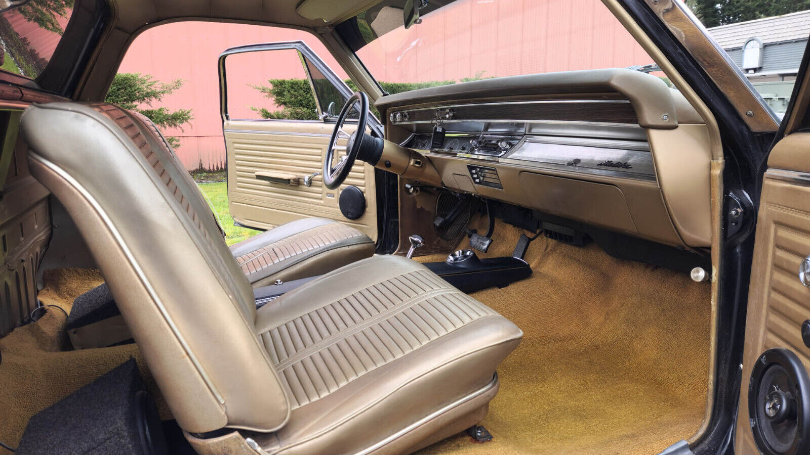 Chevrolet-El-Camino-1967-Pickup-16