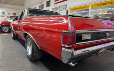 Chevrolet-El-Camino-1970-2-Door-22