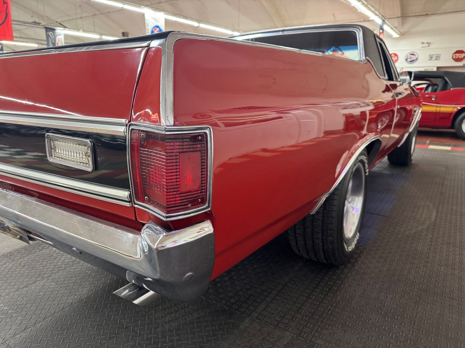 Chevrolet-El-Camino-1970-2-Door-29