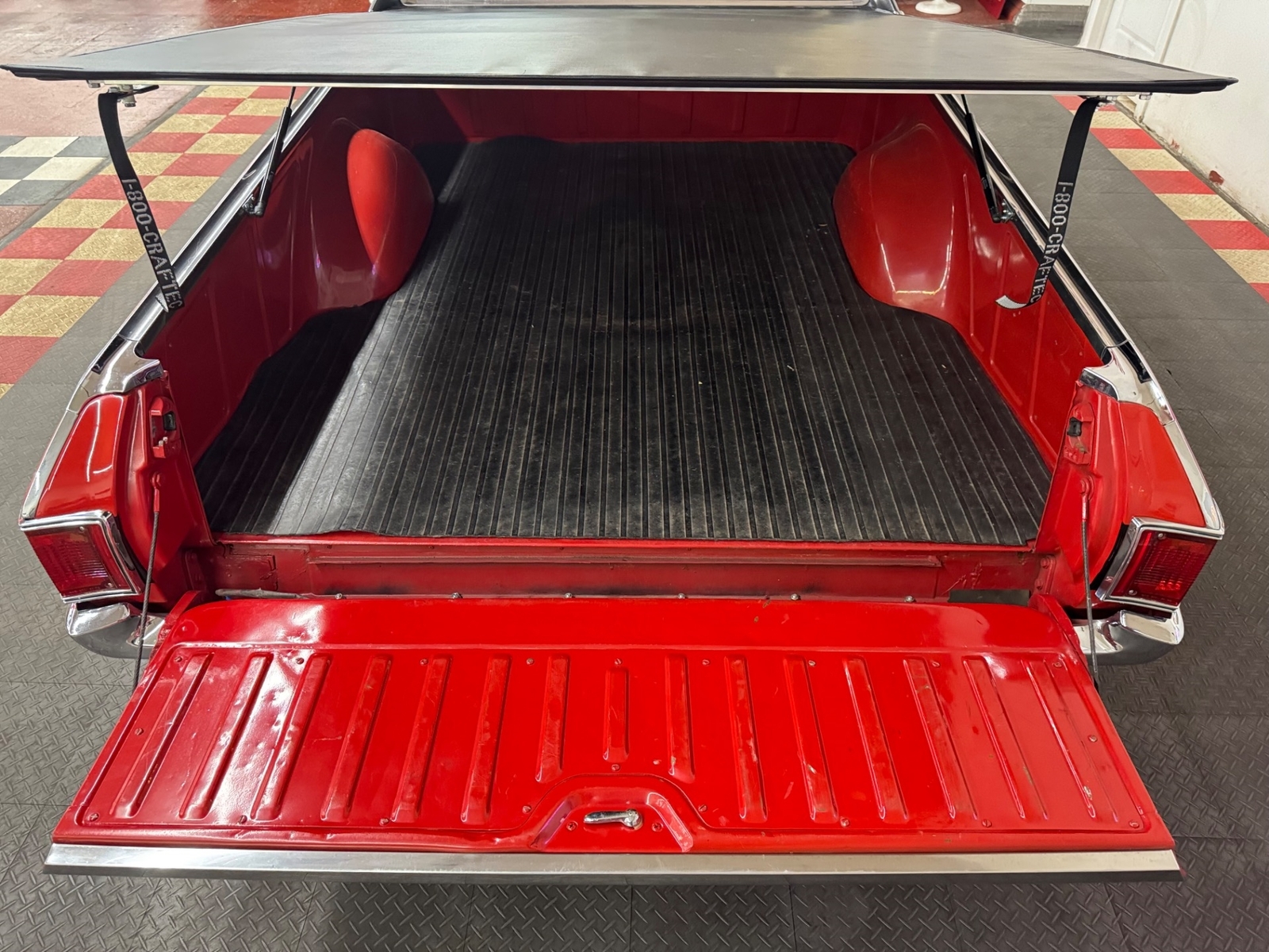 Chevrolet-El-Camino-1970-2-Door-31