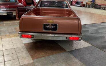 Chevrolet-El-Camino-1982-Pickup-3