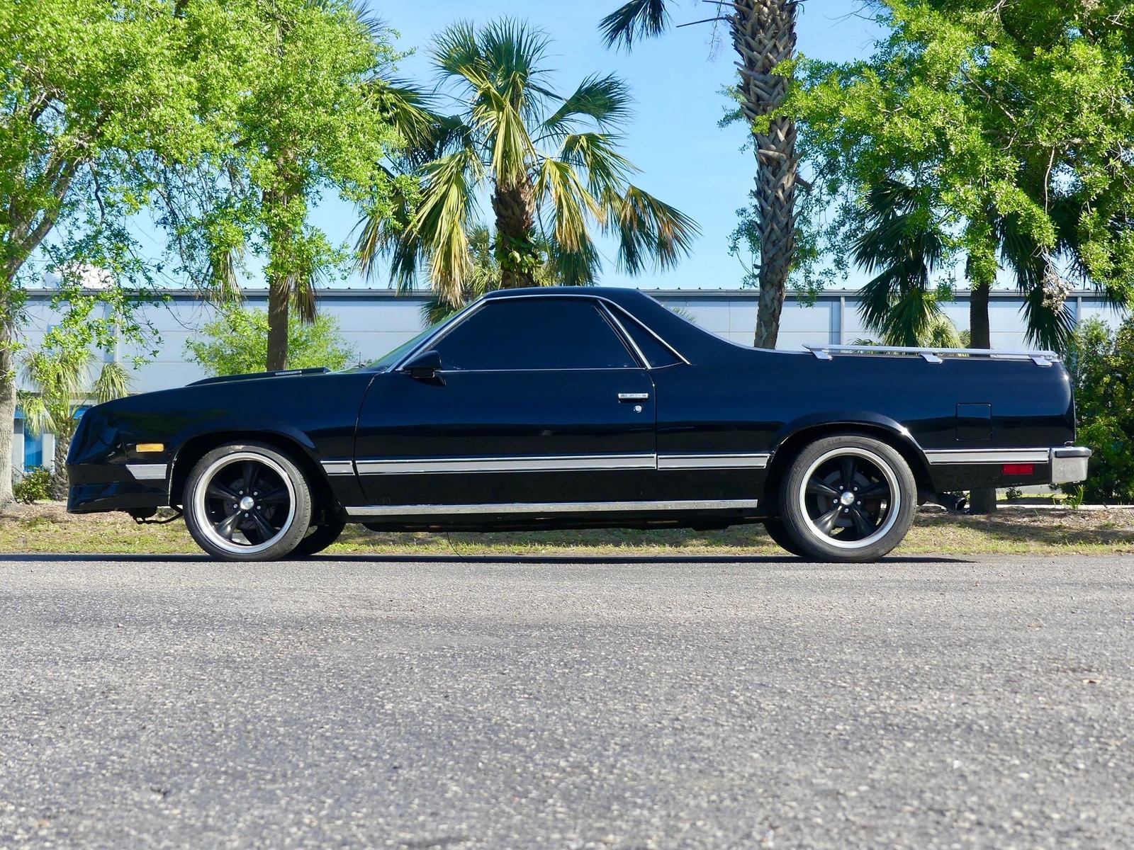 Chevrolet-El-Camino-SS-1986-Pickup-Truck-11