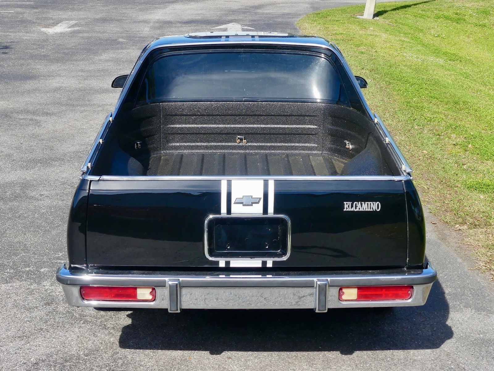 Chevrolet-El-Camino-SS-1986-Pickup-Truck-16