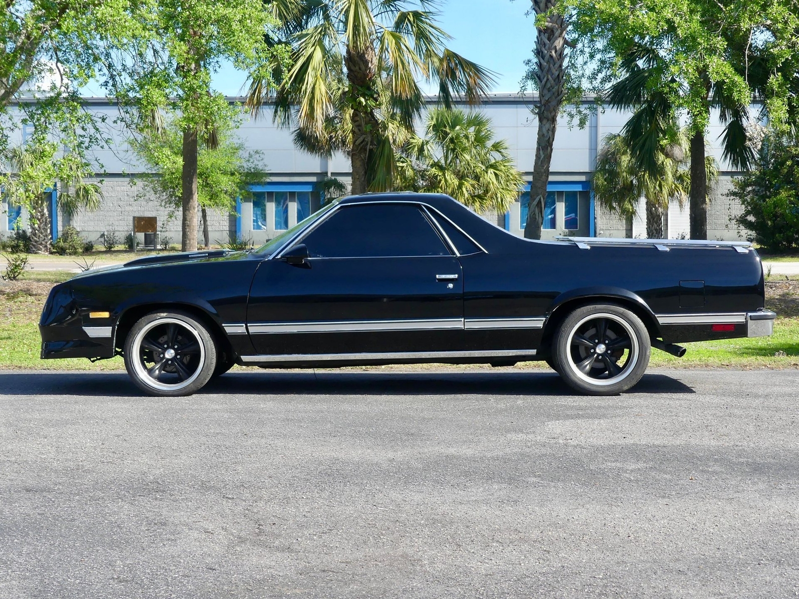 Chevrolet-El-Camino-SS-1986-Pickup-Truck-9