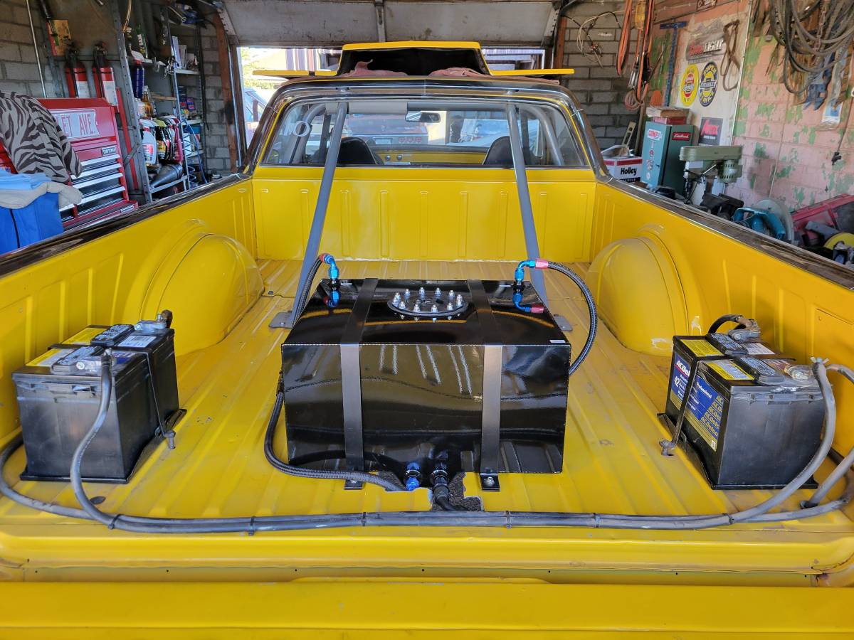 Chevrolet-El-camino-1967-yellow-3