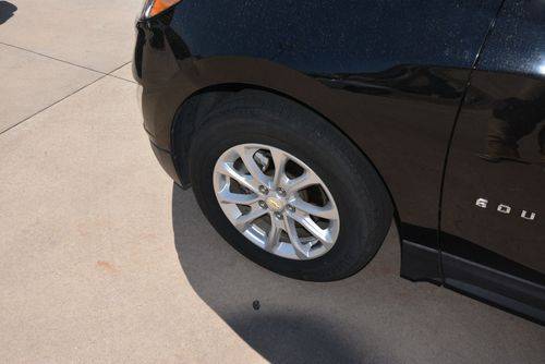 Chevrolet-Equinox-2020-black-14
