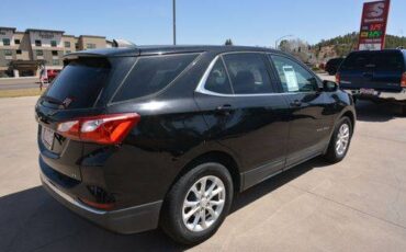 Chevrolet-Equinox-2020-black-4