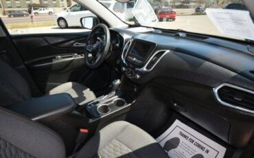 Chevrolet-Equinox-2020-black-9