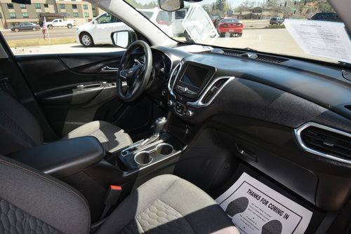 Chevrolet-Equinox-2020-black-9