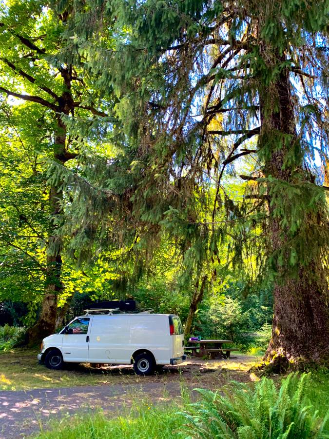 Chevrolet-Express-1500-1988-white-1