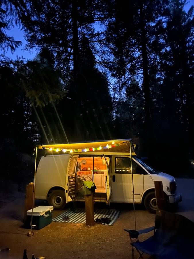 Chevrolet-Express-1500-1988-white-3