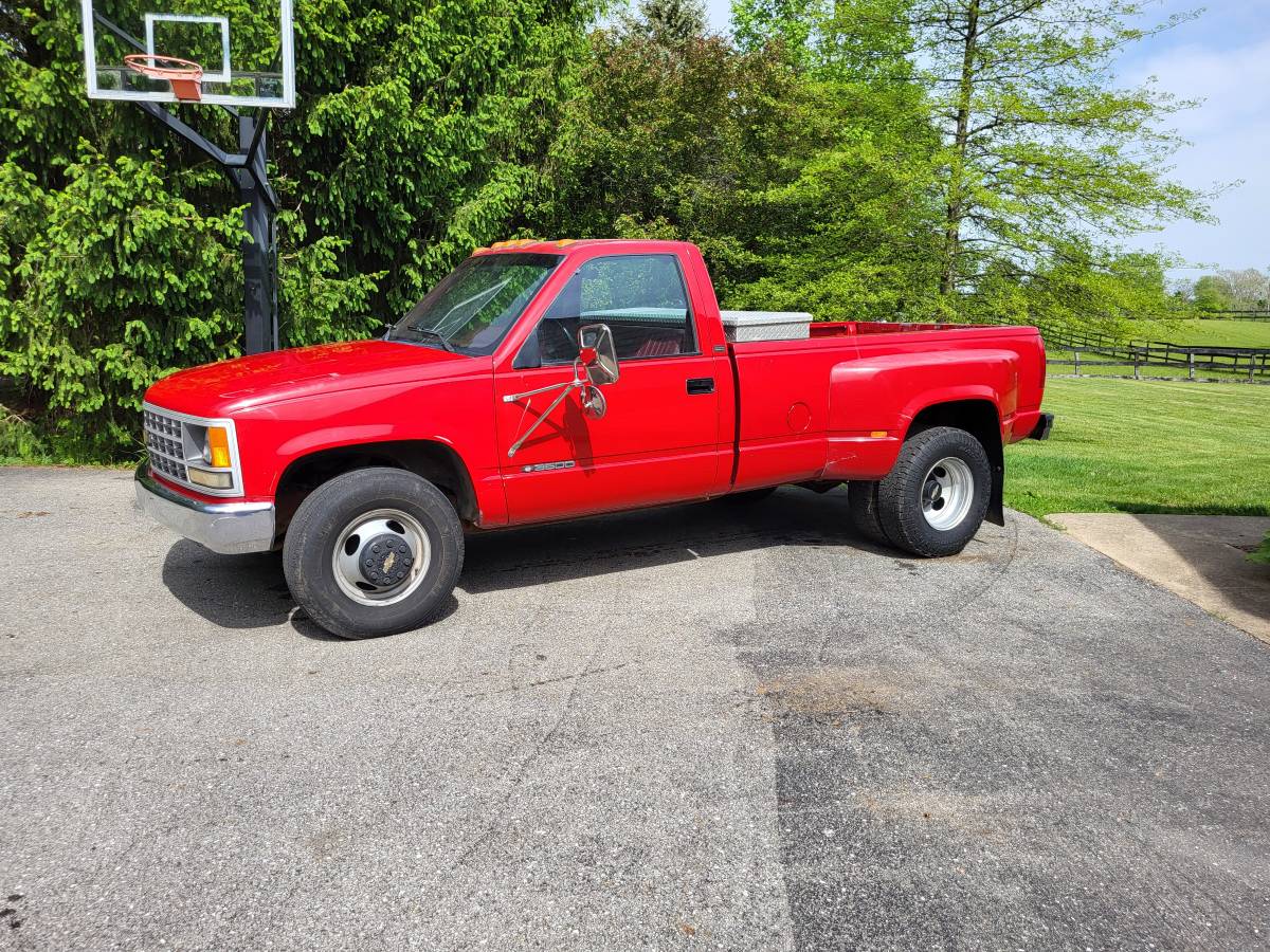 Chevrolet-Express-3500-1990-4