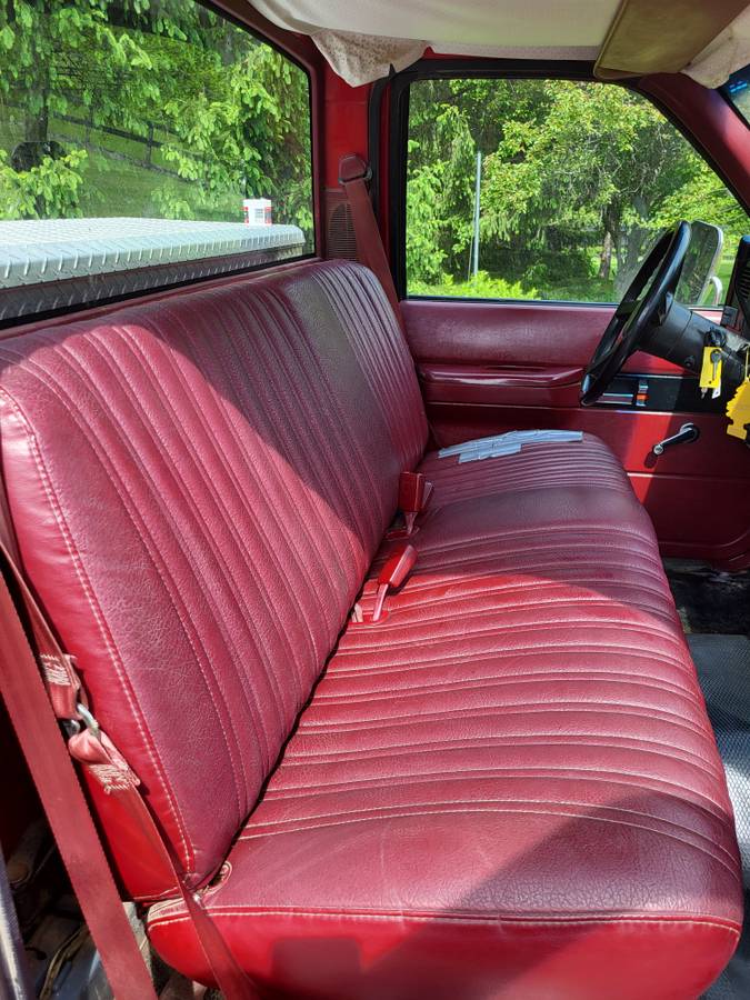 Chevrolet-Express-3500-1990-9