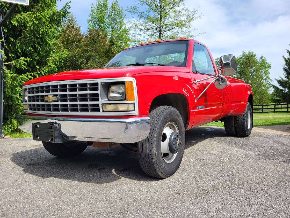 Chevrolet-Express-3500-1990