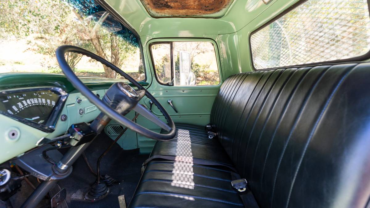Chevrolet-Flatbed-1957-green-7