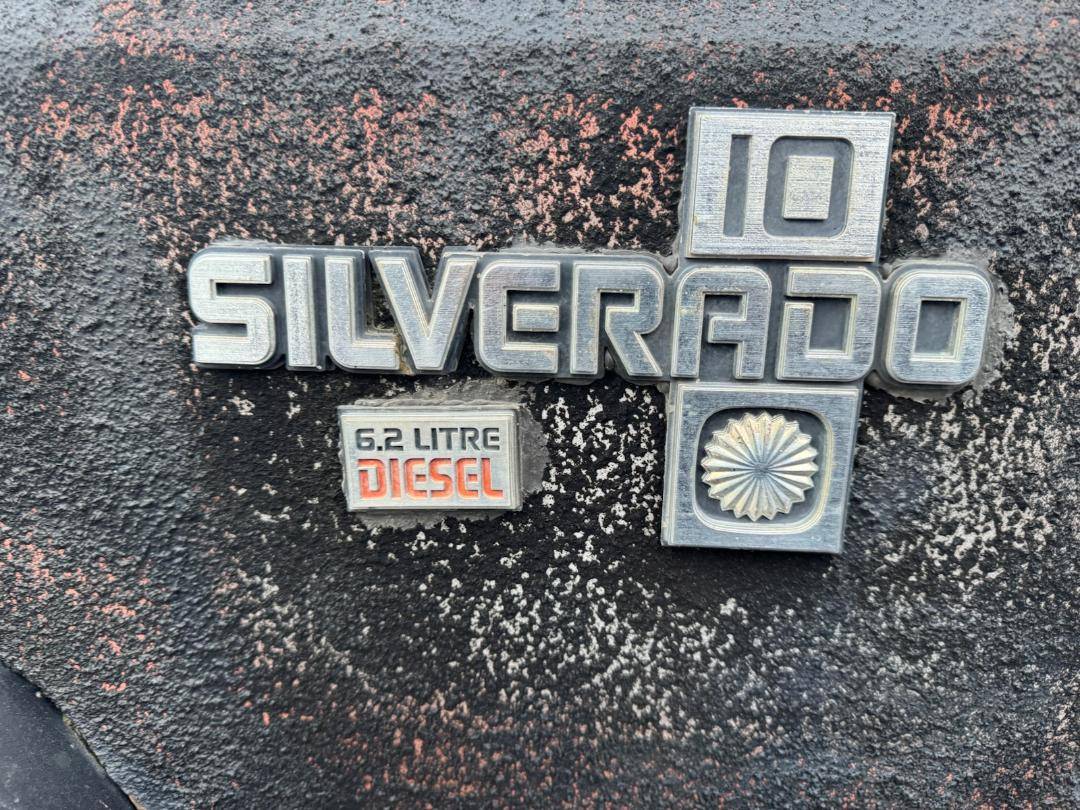 Chevrolet-Flatbed-diesel-1984-black-10
