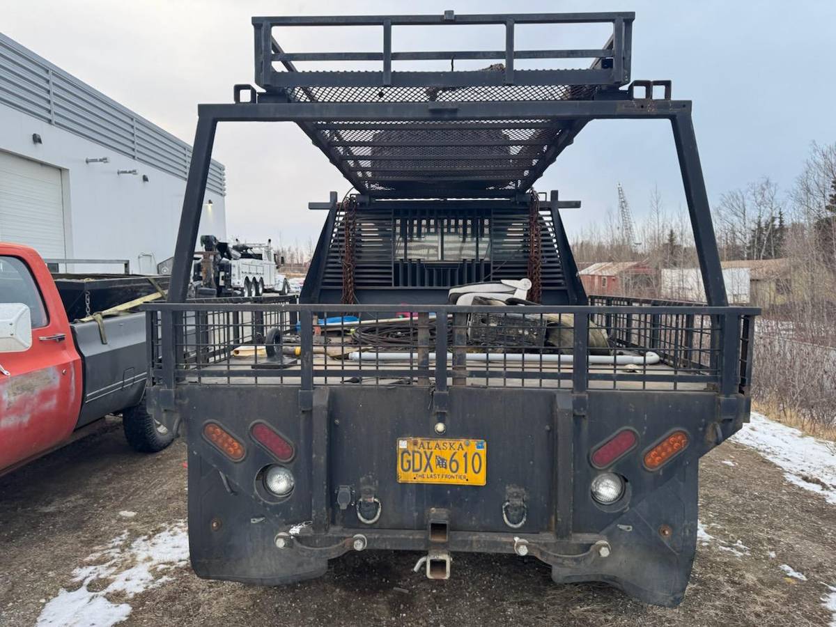 Chevrolet-Flatbed-diesel-1984-black-4