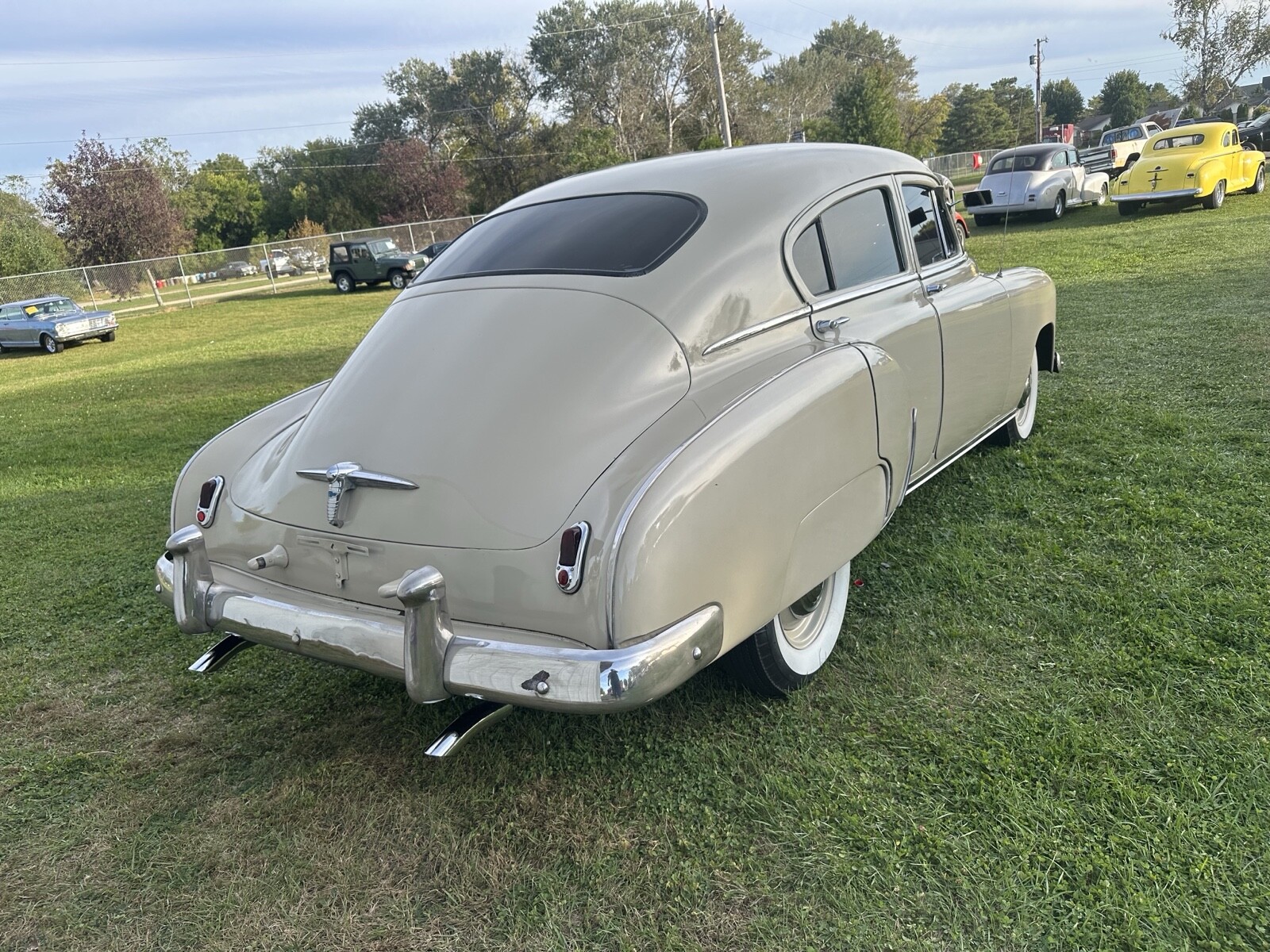 Chevrolet-Fleetline-1950-5