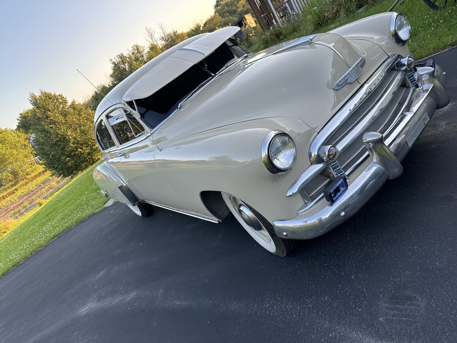 Chevrolet-Fleetline-1950-7