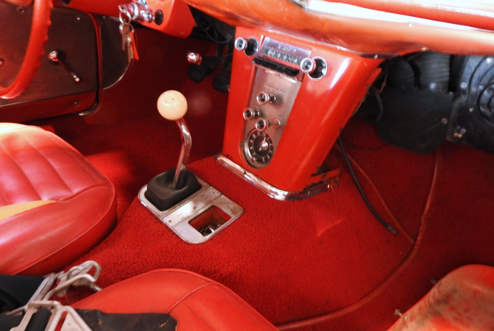 Chevrolet-Fuel-Injected-Corvette-1959-Convertible-Roadster-W-Hardtop-12