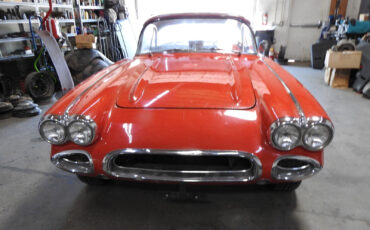 Chevrolet-Fuel-Injected-Corvette-1959-Convertible-Roadster-W-Hardtop-5
