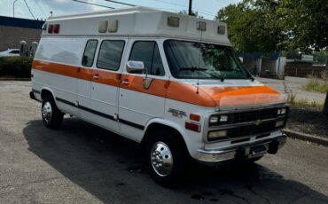 Chevrolet-G-30-1994-white