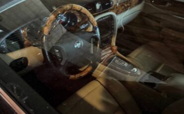 Chevrolet-G-30-1994-white-5