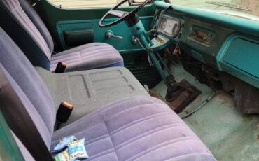 Chevrolet-G10-sportvan-90-1969-green-3