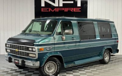 Chevrolet G20  1993 green