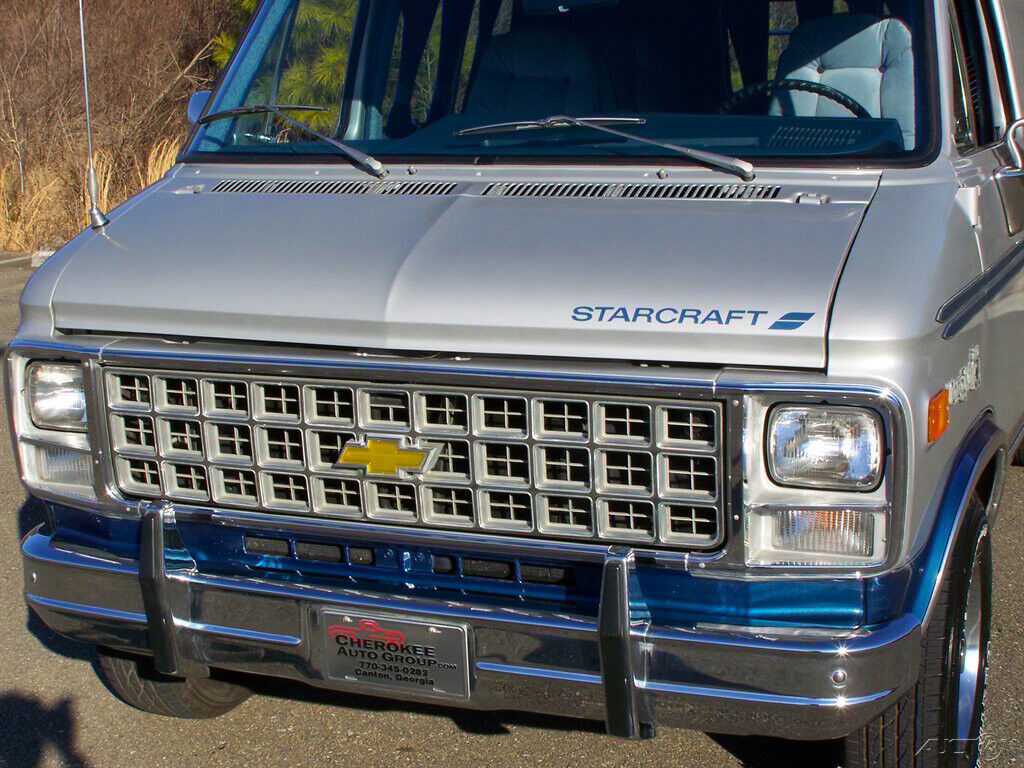 Chevrolet-G20-Van-1981-MinivanVan-14