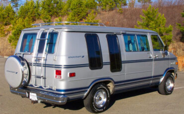 Chevrolet-G20-Van-1981-MinivanVan-3